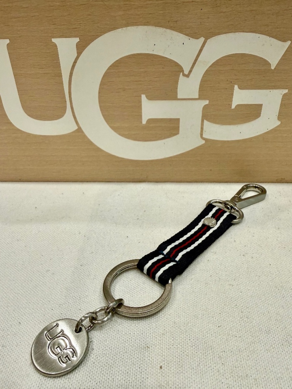 UGG Seaside Key Fob, Rare GWP Gift, Brand New & Unused